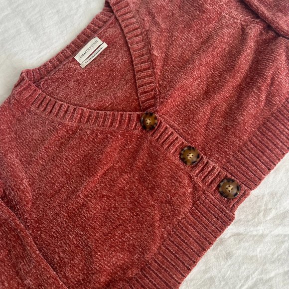 UO Urban Outfitters Rochelle Fuzzy Cropped Cardigan - Picture 4 of 5